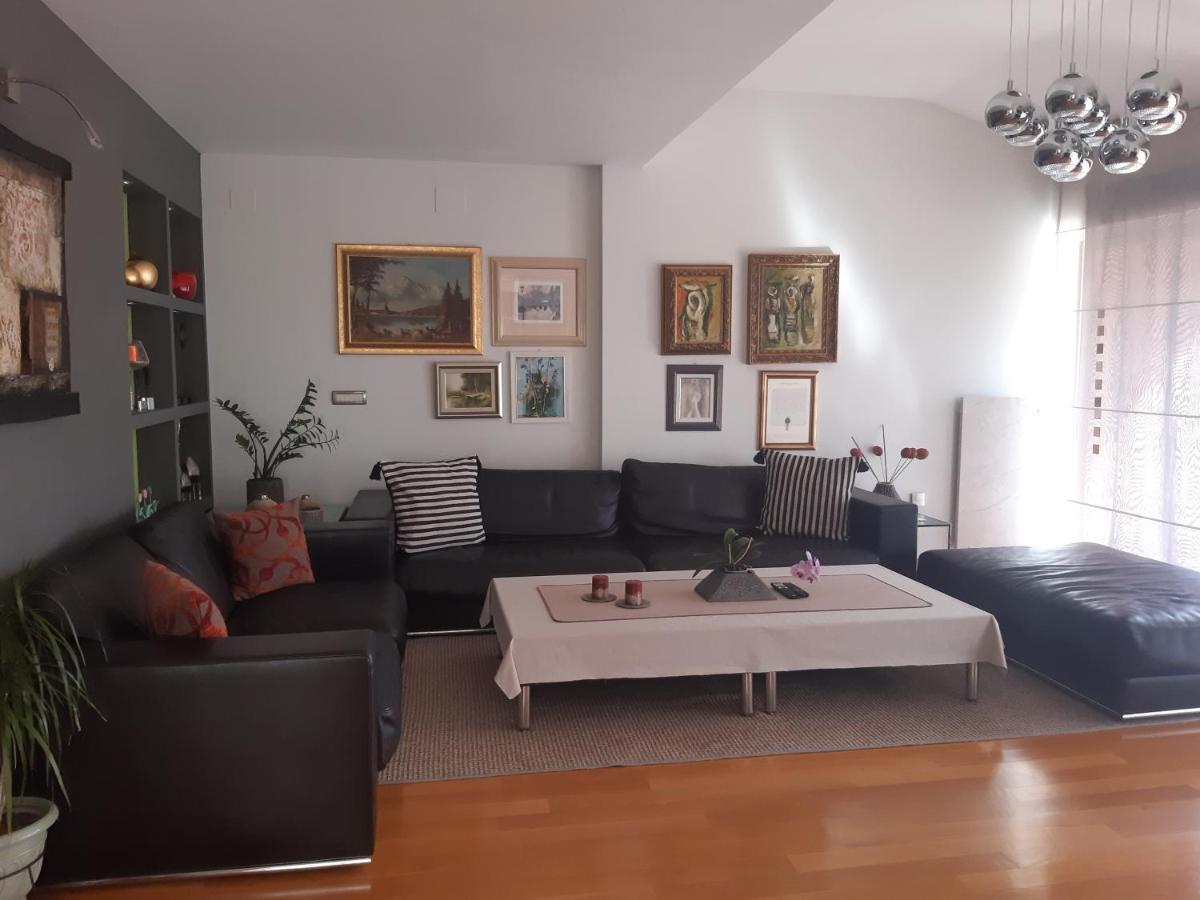 Apartments In Villa Azra 리예카 외부 사진