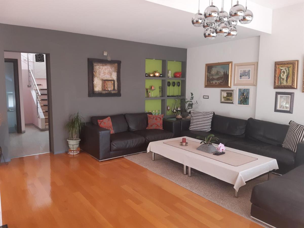 Apartments In Villa Azra 리예카 외부 사진