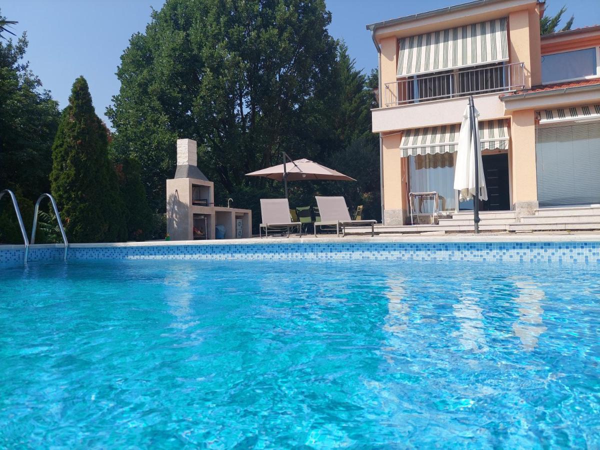 Apartments In Villa Azra 리예카 외부 사진